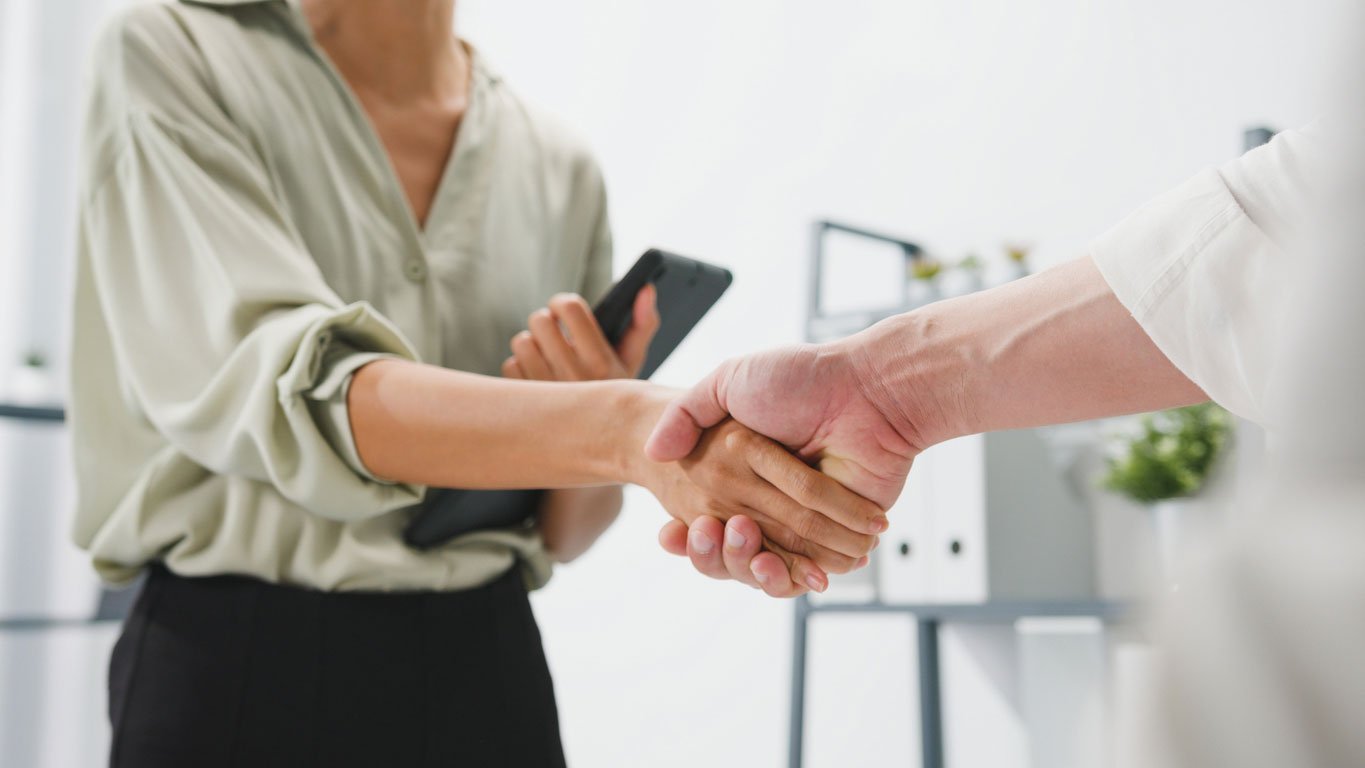 career image handshake